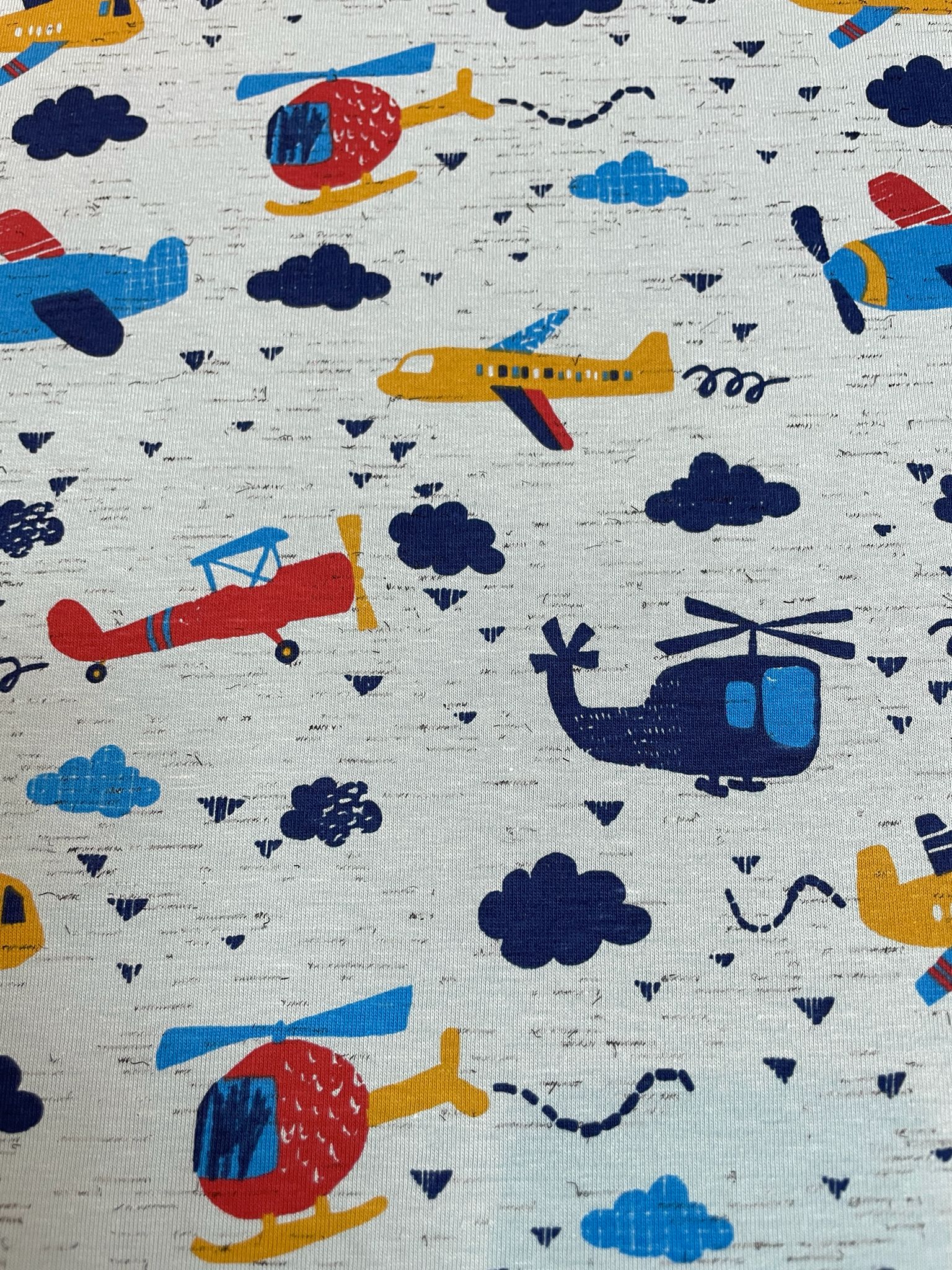 Jersey "Aircraft" hellblau mit Hubschraubern und Flugzeugen Jersey "Aircraft" hellblau mit Hubschraubern und Flugzeugen